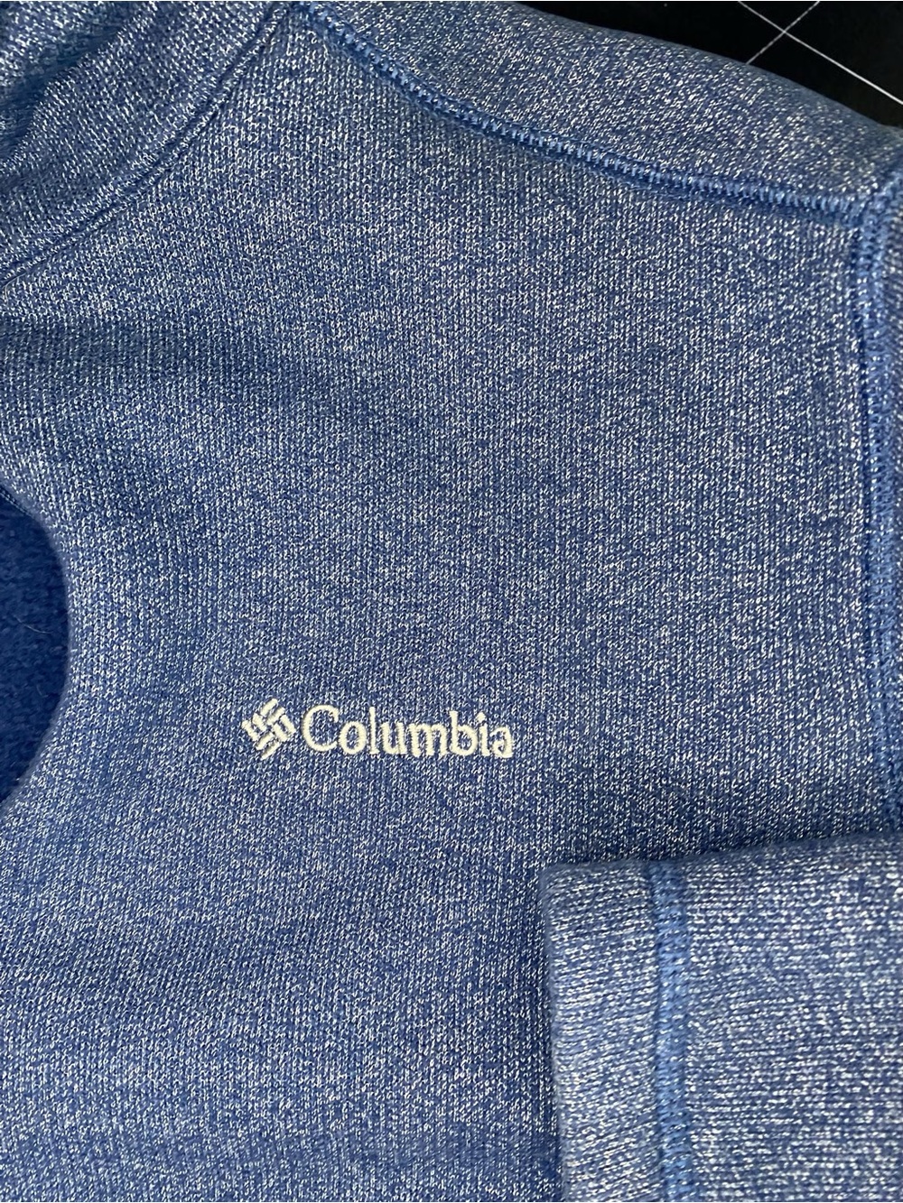 COLUMBIA - Men's Blue Quarter-Zip Fleece Pullover